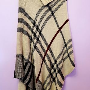 😊 Knitted Poncho Top